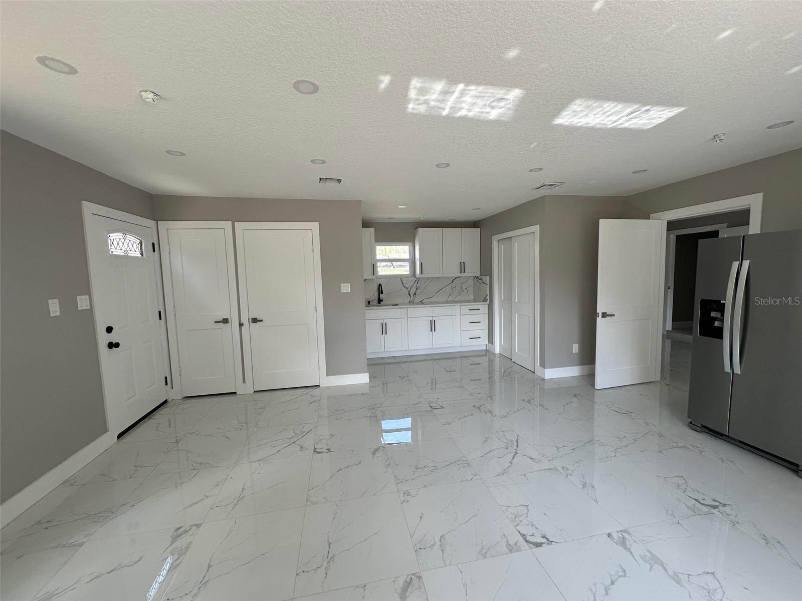 MASCOTTE STIEFEL SUB - Residential