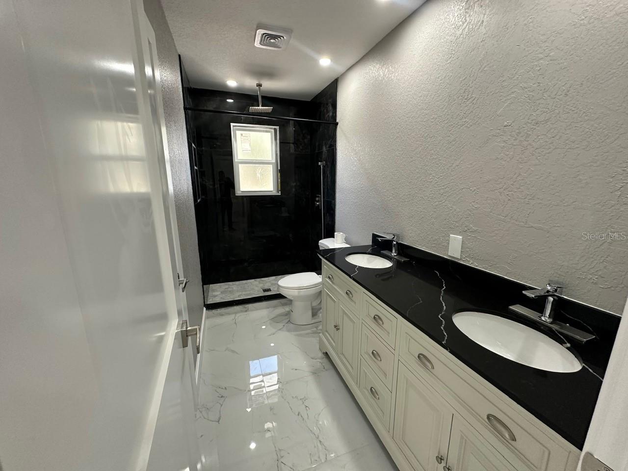 MASCOTTE STIEFEL SUB - Residential