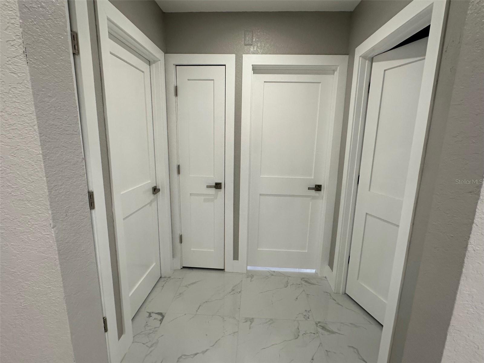 MASCOTTE STIEFEL SUB - Residential