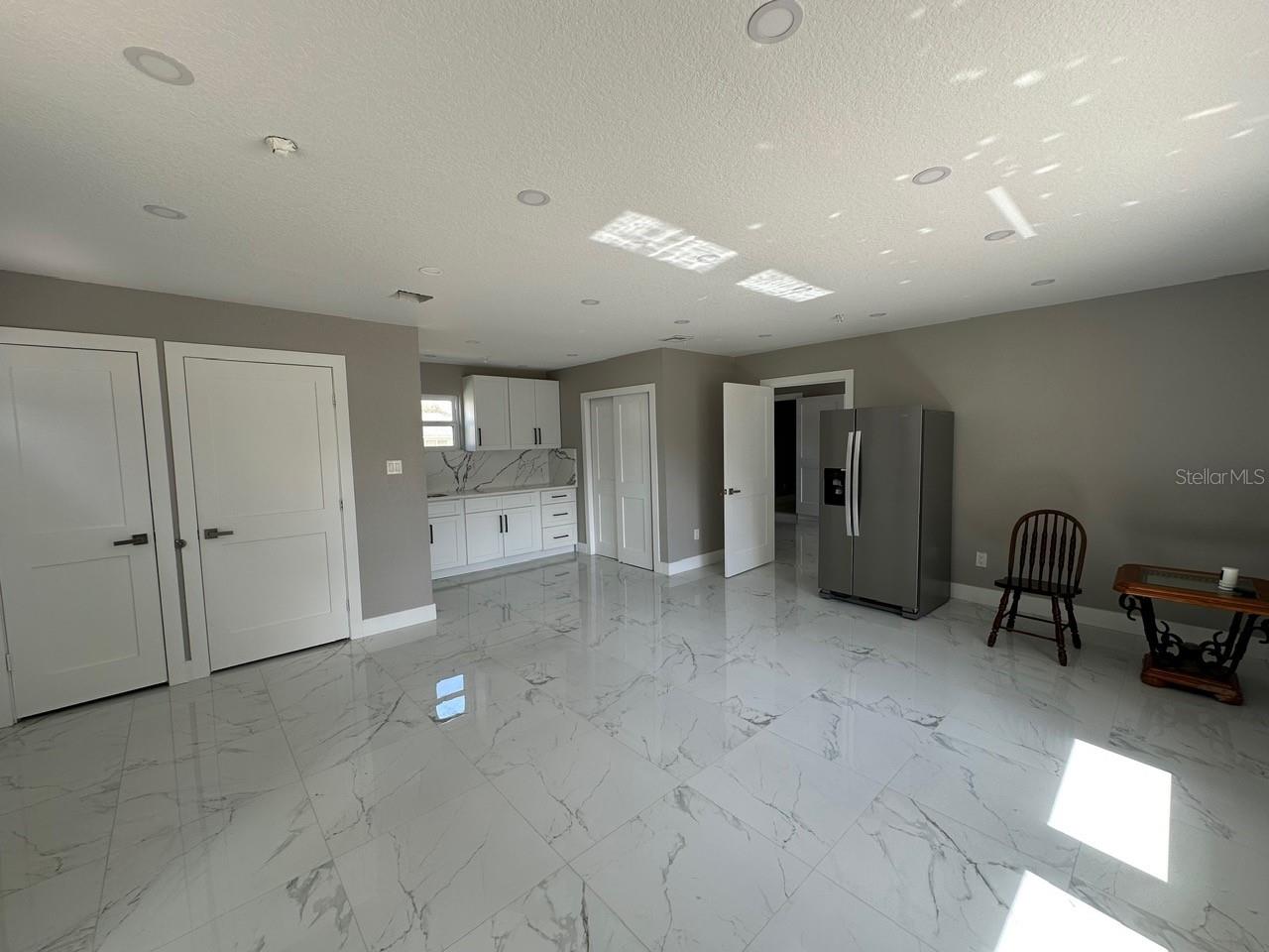 MASCOTTE STIEFEL SUB - Residential