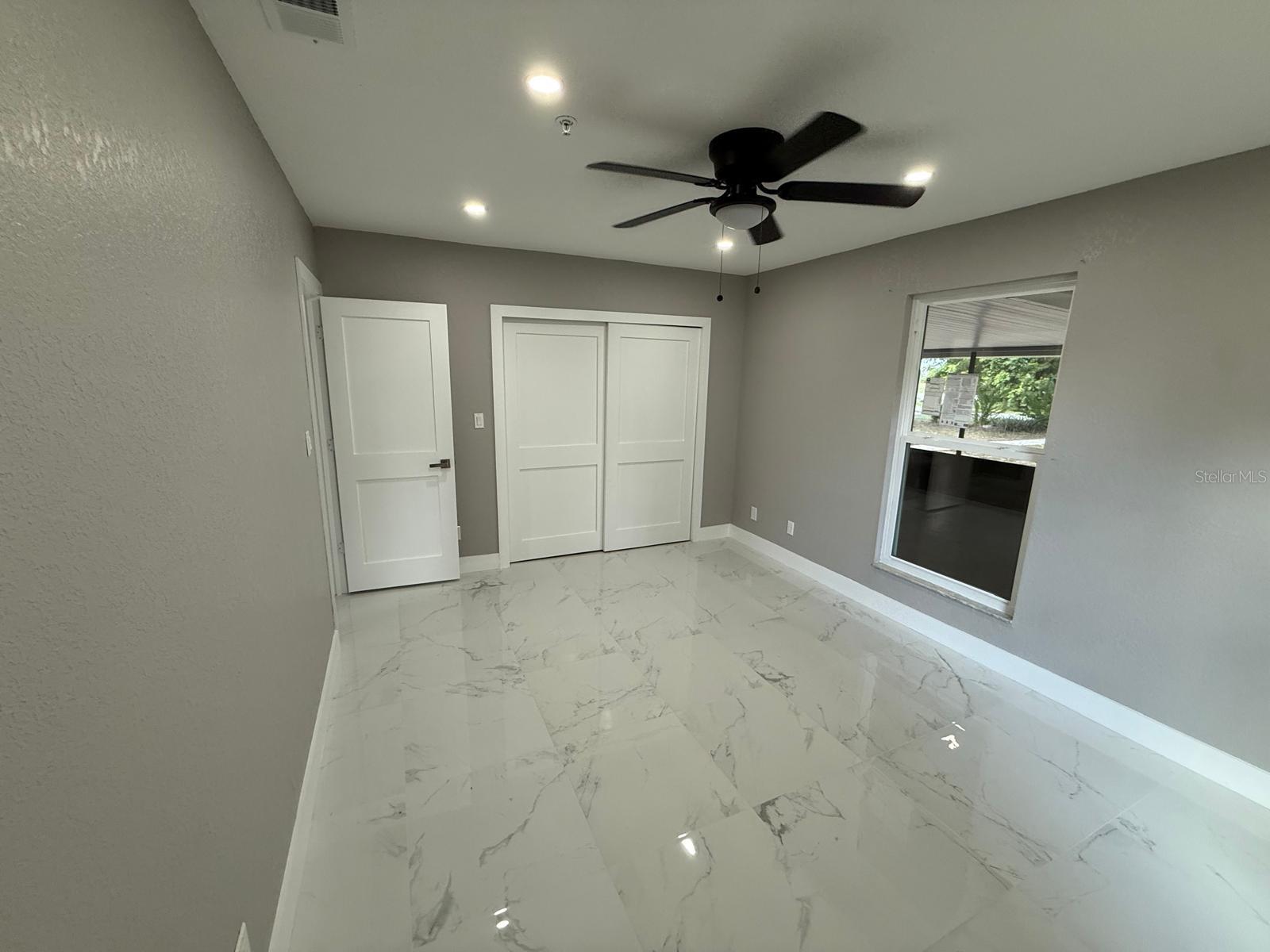 MASCOTTE STIEFEL SUB - Residential