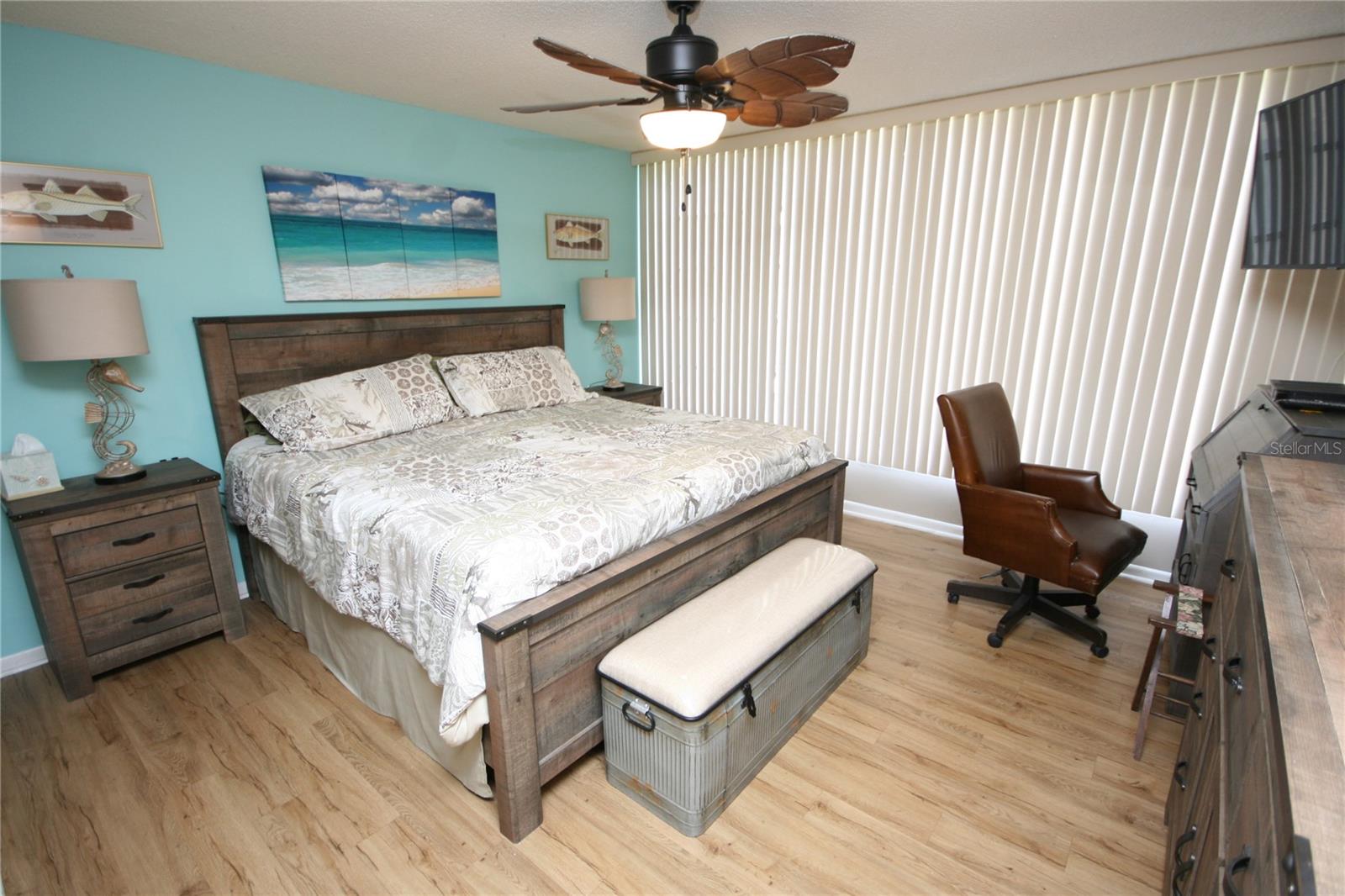 BAY MARINER THE CONDO - Residential