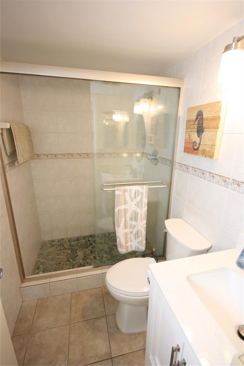 BAY MARINER THE CONDO - Residential