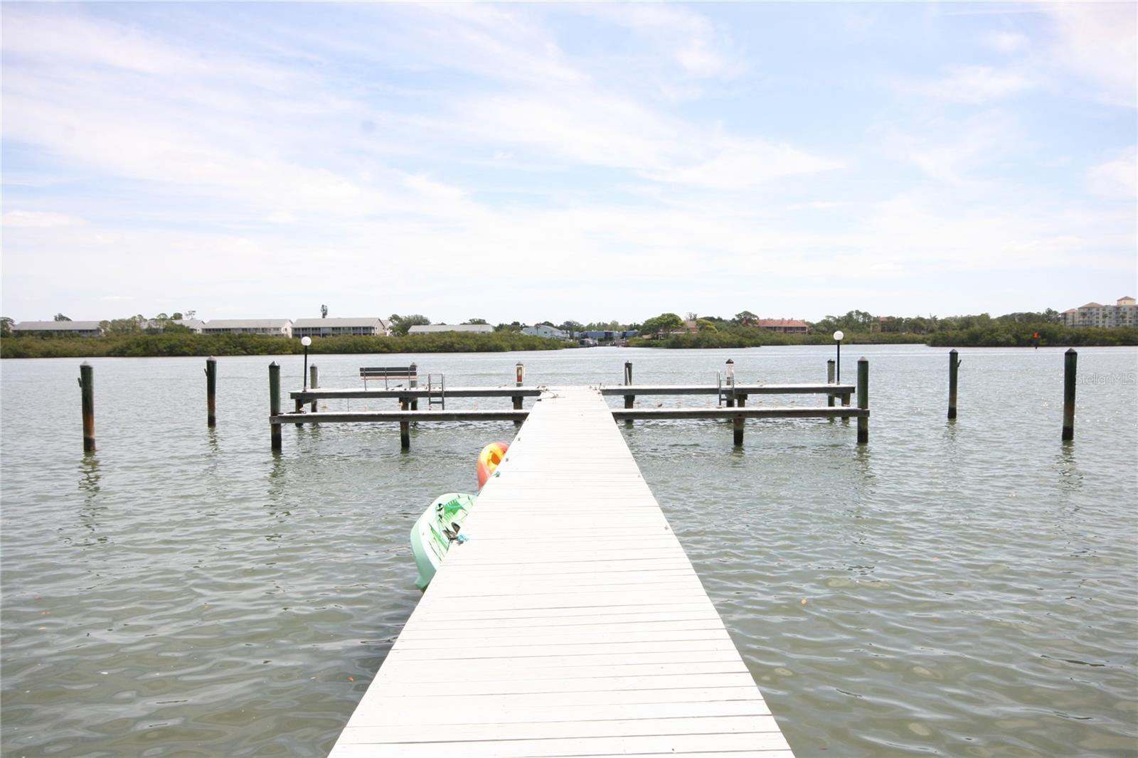 BAY MARINER THE CONDO - Residential