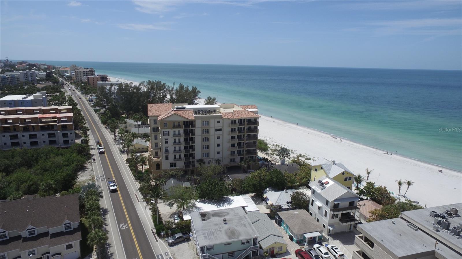 BAY MARINER THE CONDO - Residential