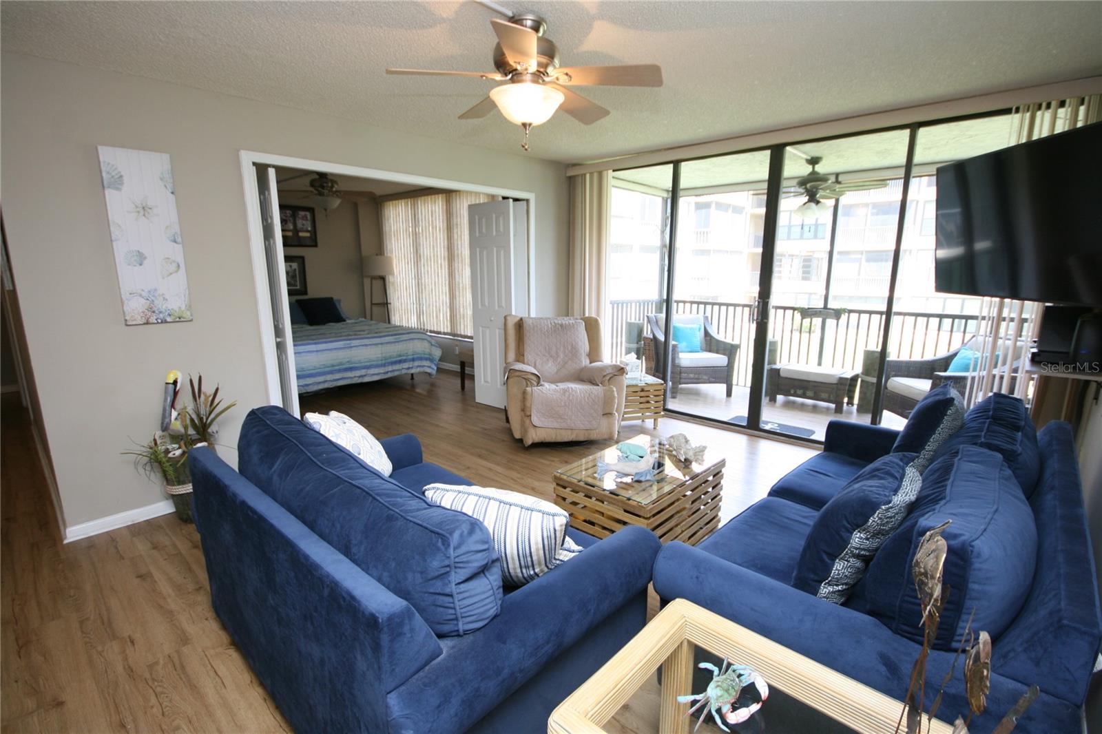 BAY MARINER THE CONDO - Residential