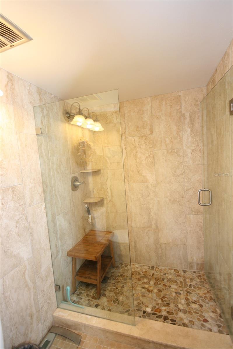 BAY MARINER THE CONDO - Residential