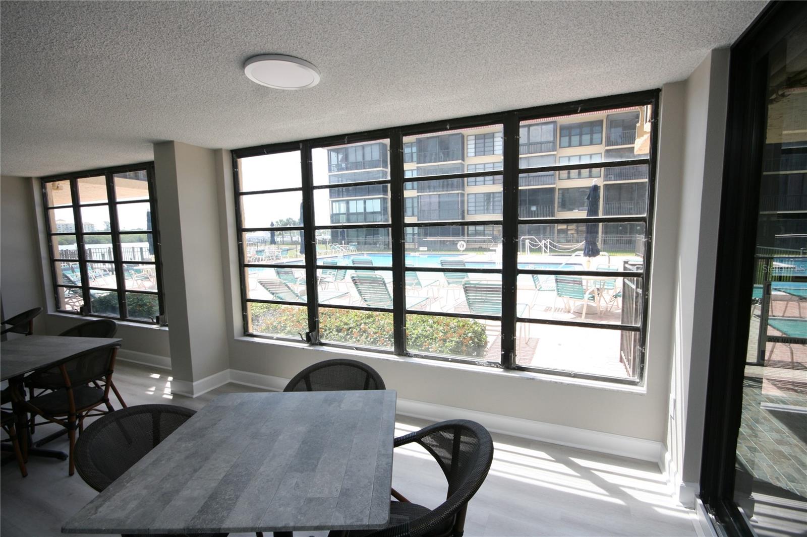 BAY MARINER THE CONDO - Residential