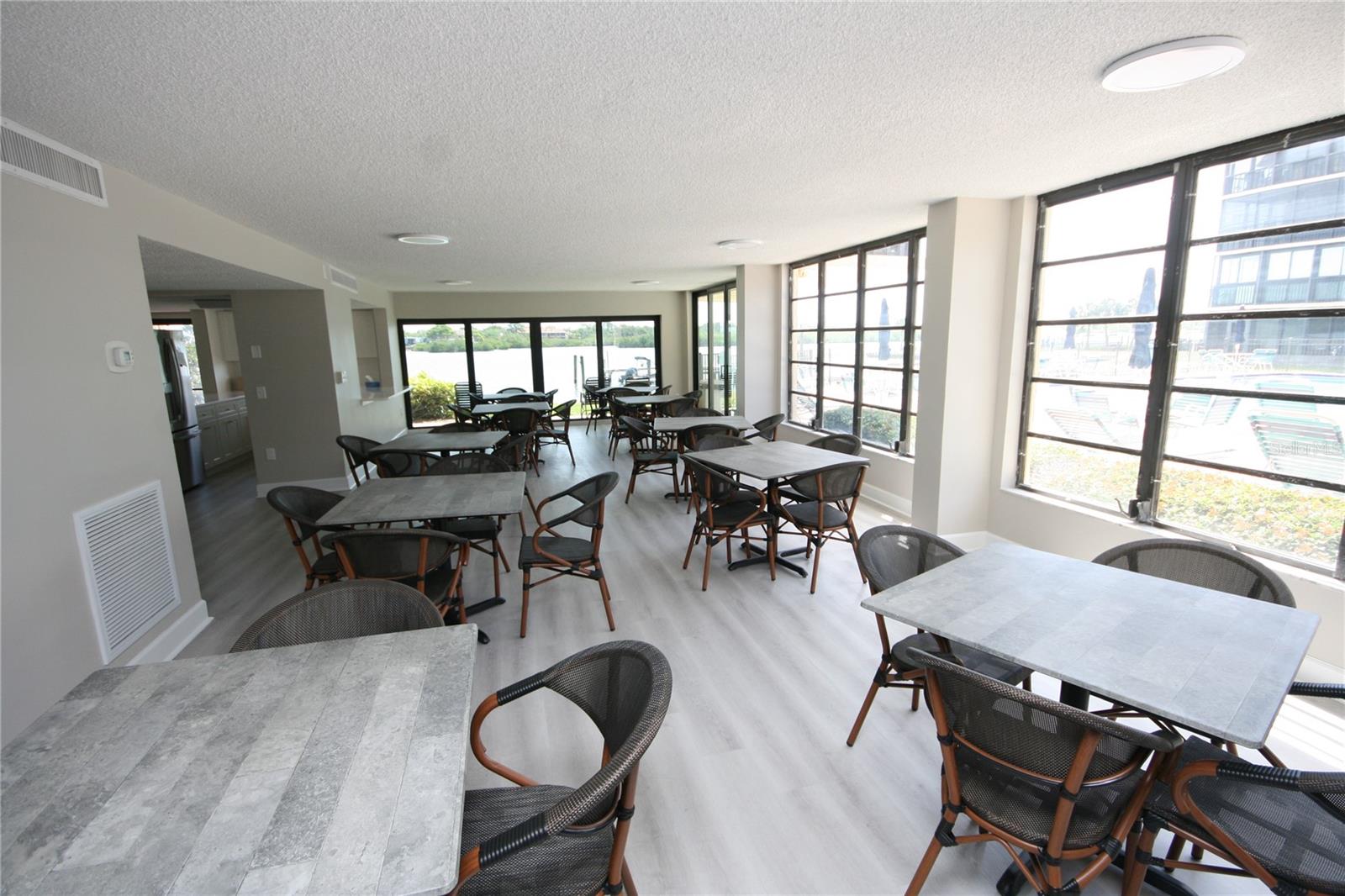 BAY MARINER THE CONDO - Residential