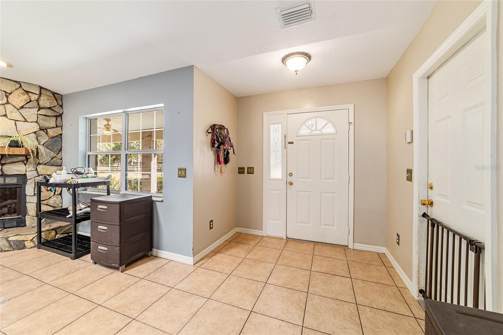 THOROUGHBRED ACRES - Residential