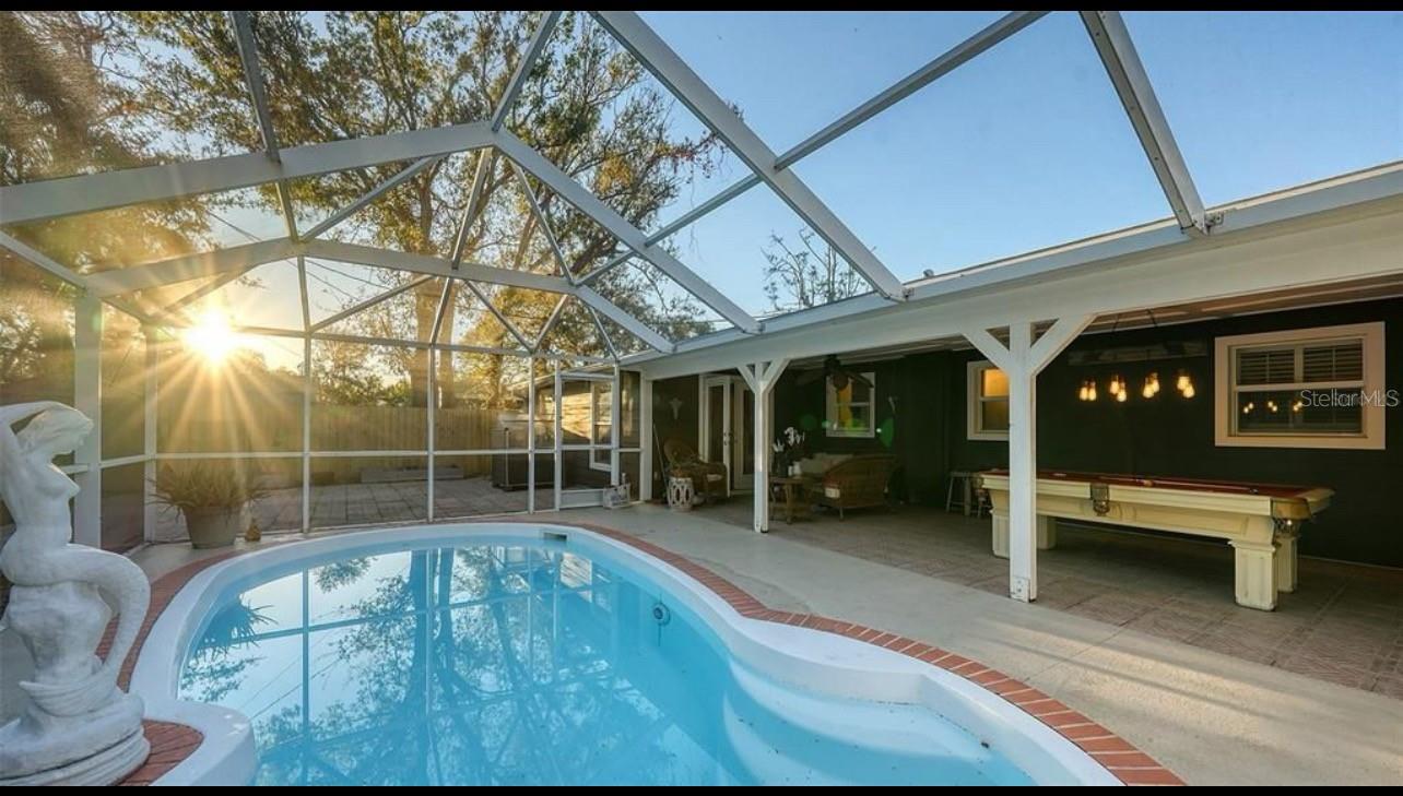 LOMA LINDA PARK - Residential