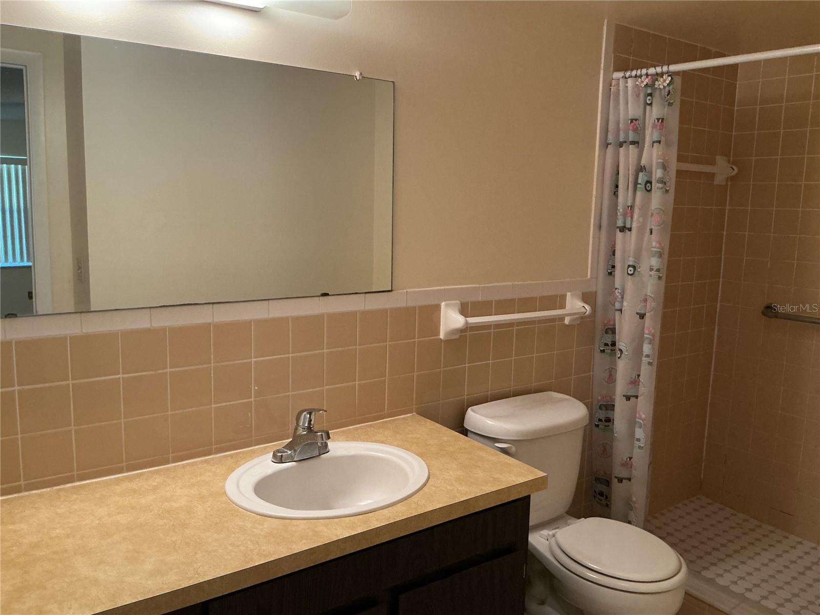 SUMMIT VILLAGE UNIT 3 A CONDO - Residential