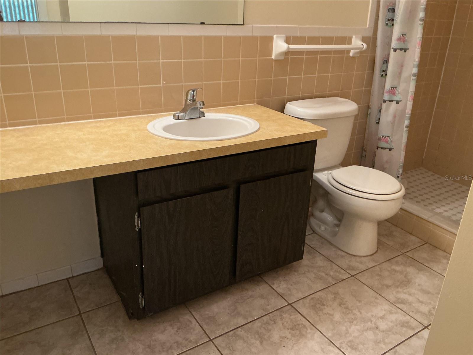 SUMMIT VILLAGE UNIT 3 A CONDO - Residential