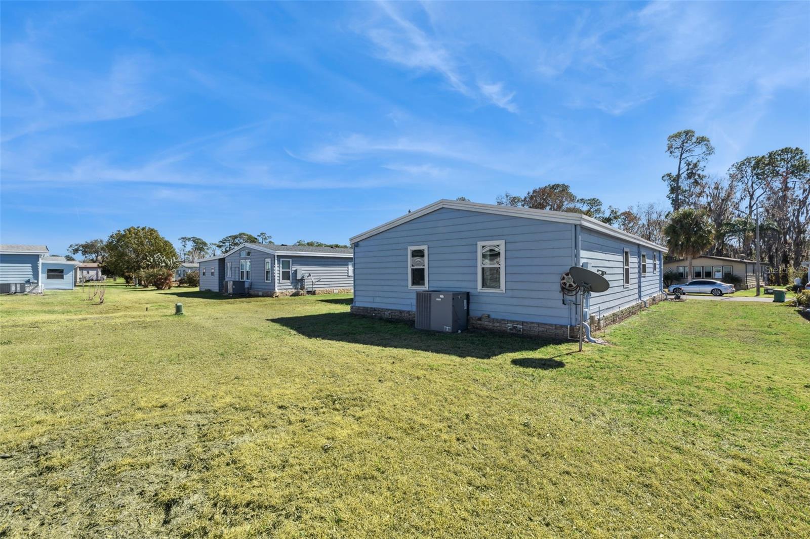 TAVARES FOX RUN MOBILE HOME - Residential