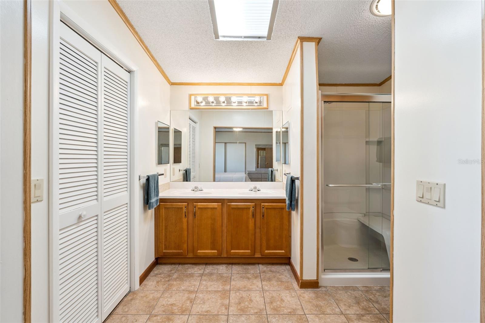 TAVARES FOX RUN MOBILE HOME - Residential