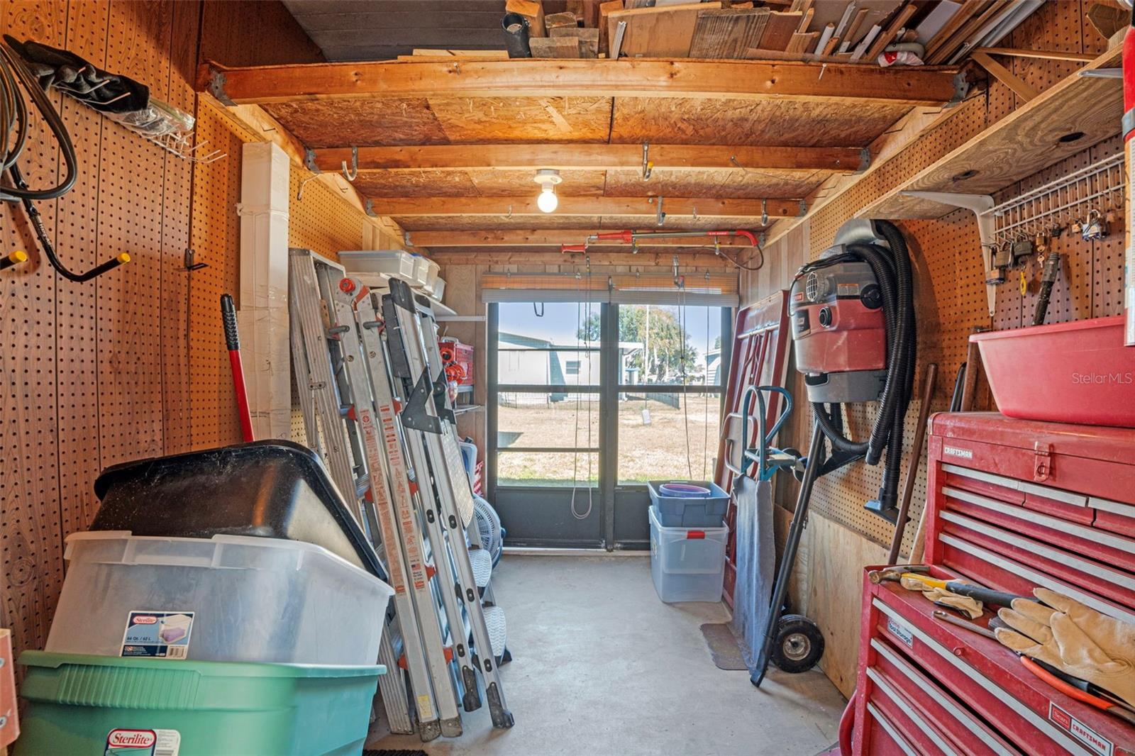 TAVARES FOX RUN MOBILE HOME - Residential