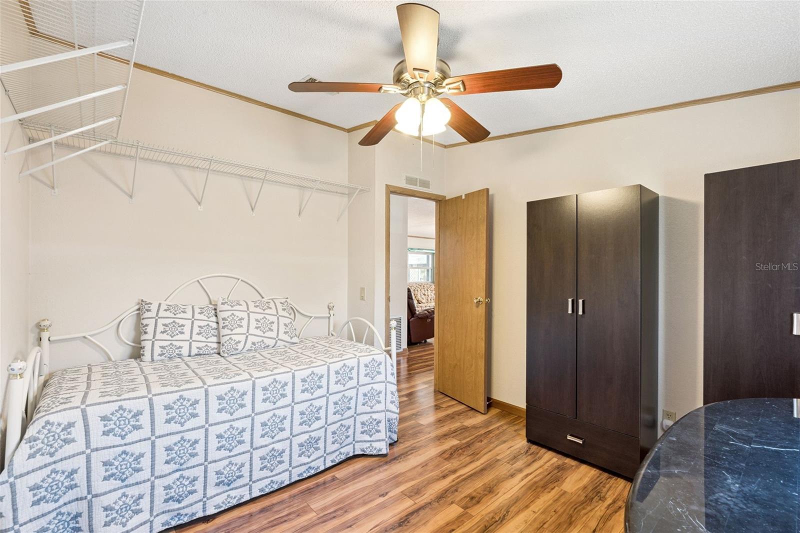 TAVARES FOX RUN MOBILE HOME - Residential