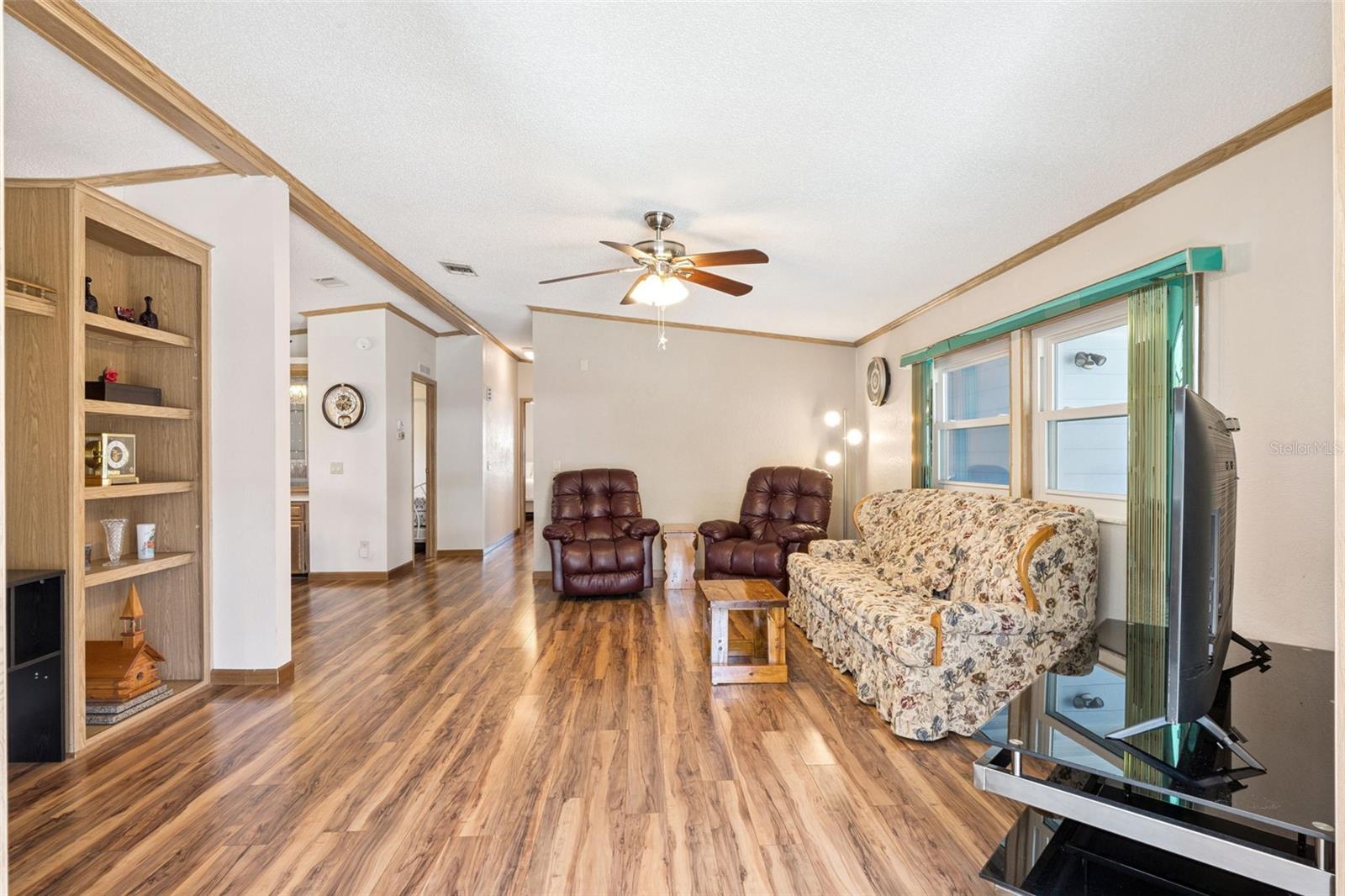 TAVARES FOX RUN MOBILE HOME - Residential