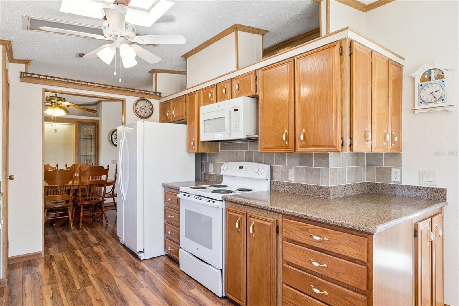 TAVARES FOX RUN MOBILE HOME - Residential