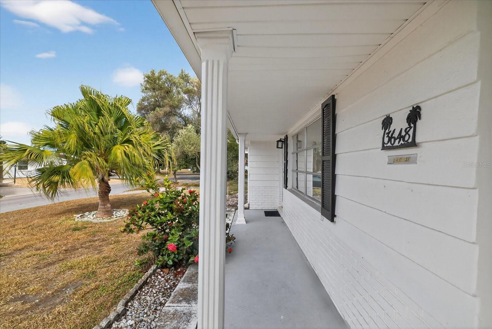 COLONIAL MANOR - Residential