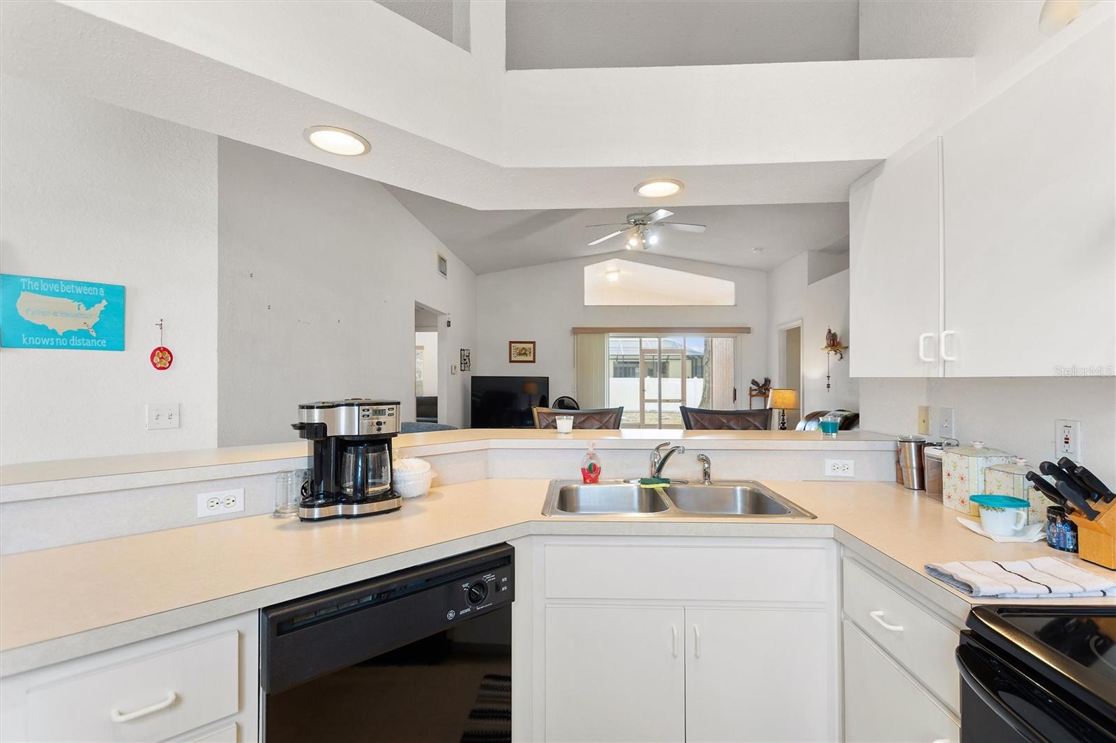 HIGHLAND HARBOR - Residential