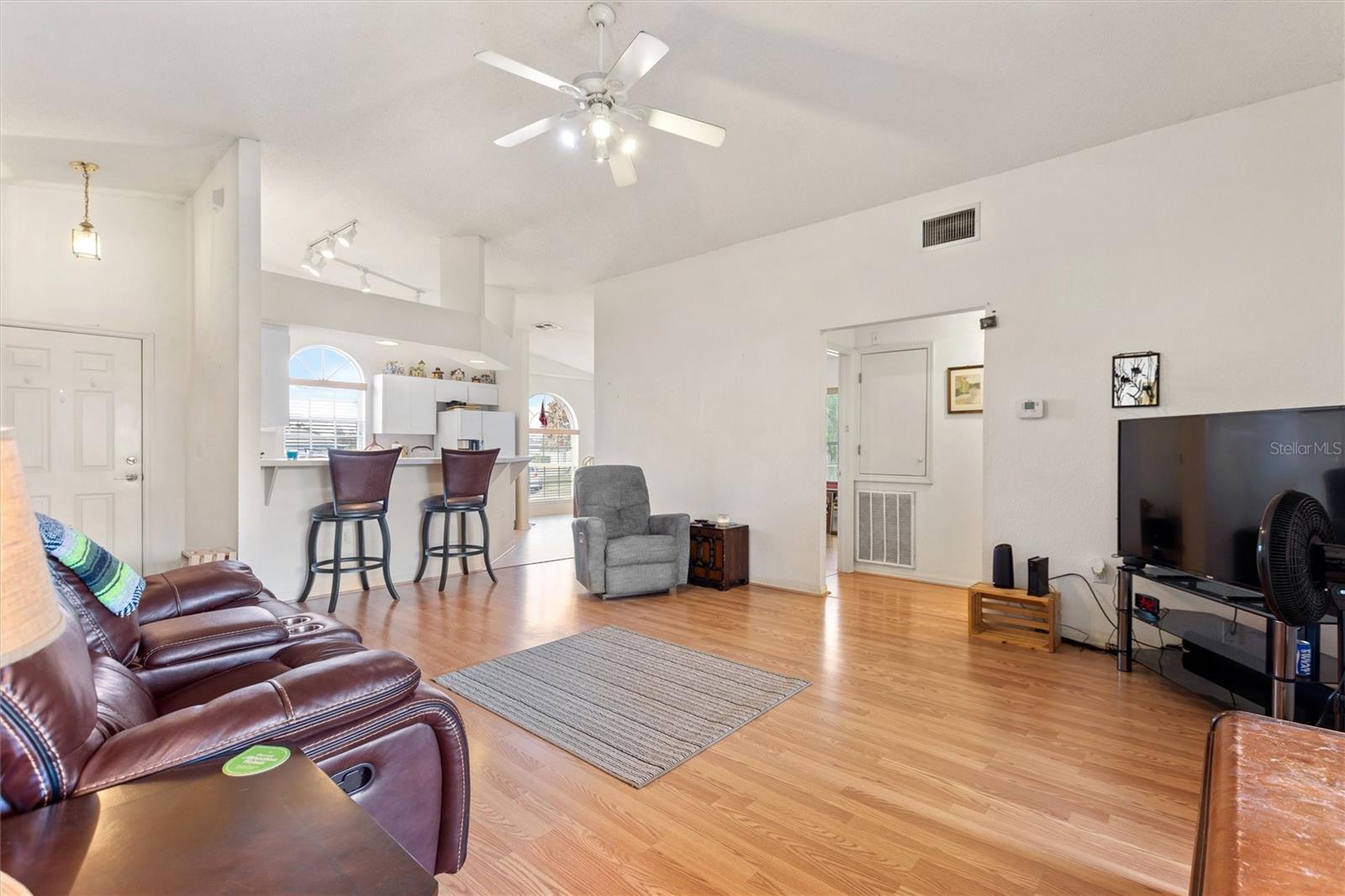 HIGHLAND HARBOR - Residential