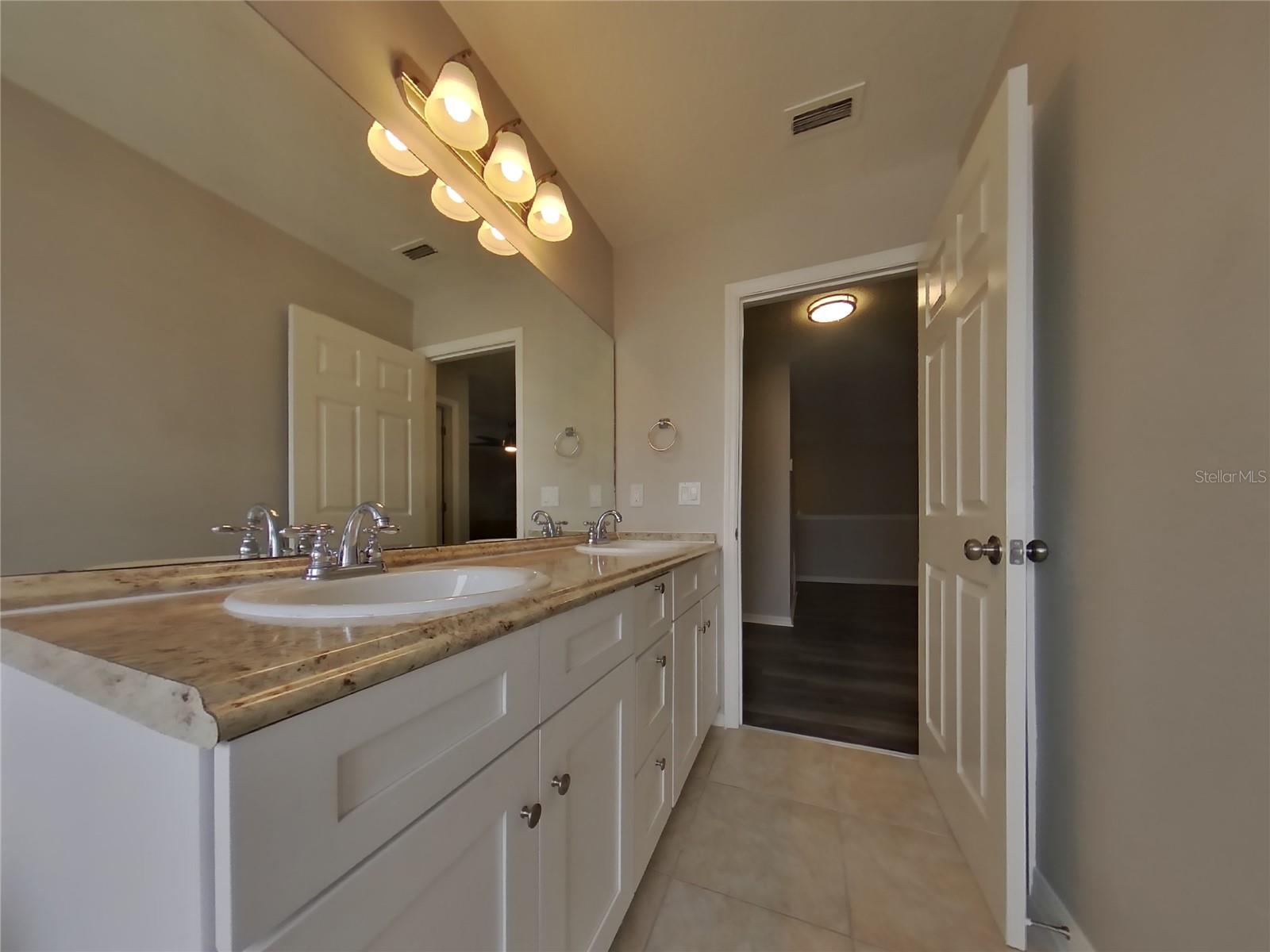 TWIN RIVERS SEC 6 - Residential Lease