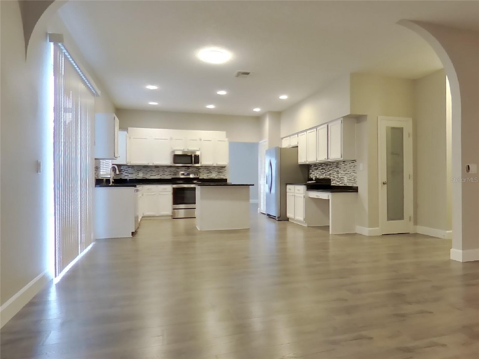 TWIN RIVERS SEC 6 - Residential Lease