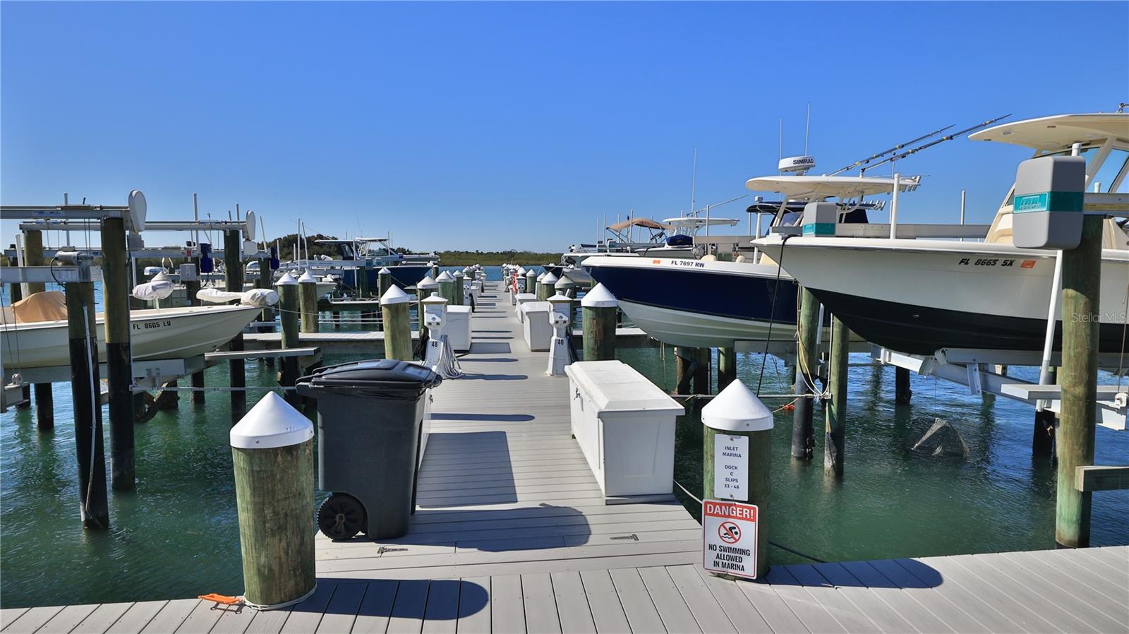 INLET MARINA VILLAS CONDOMINIUM - Residential