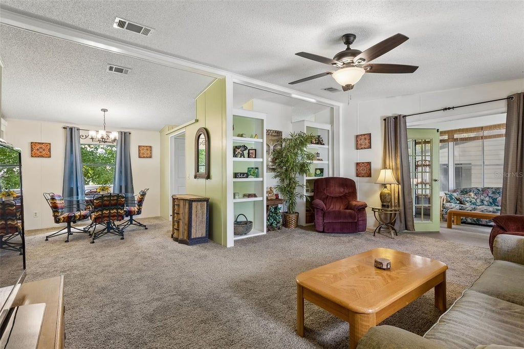 Photo of 25040 Betton Hill, Leesburg, FL 34748 (MLS # G5117735)