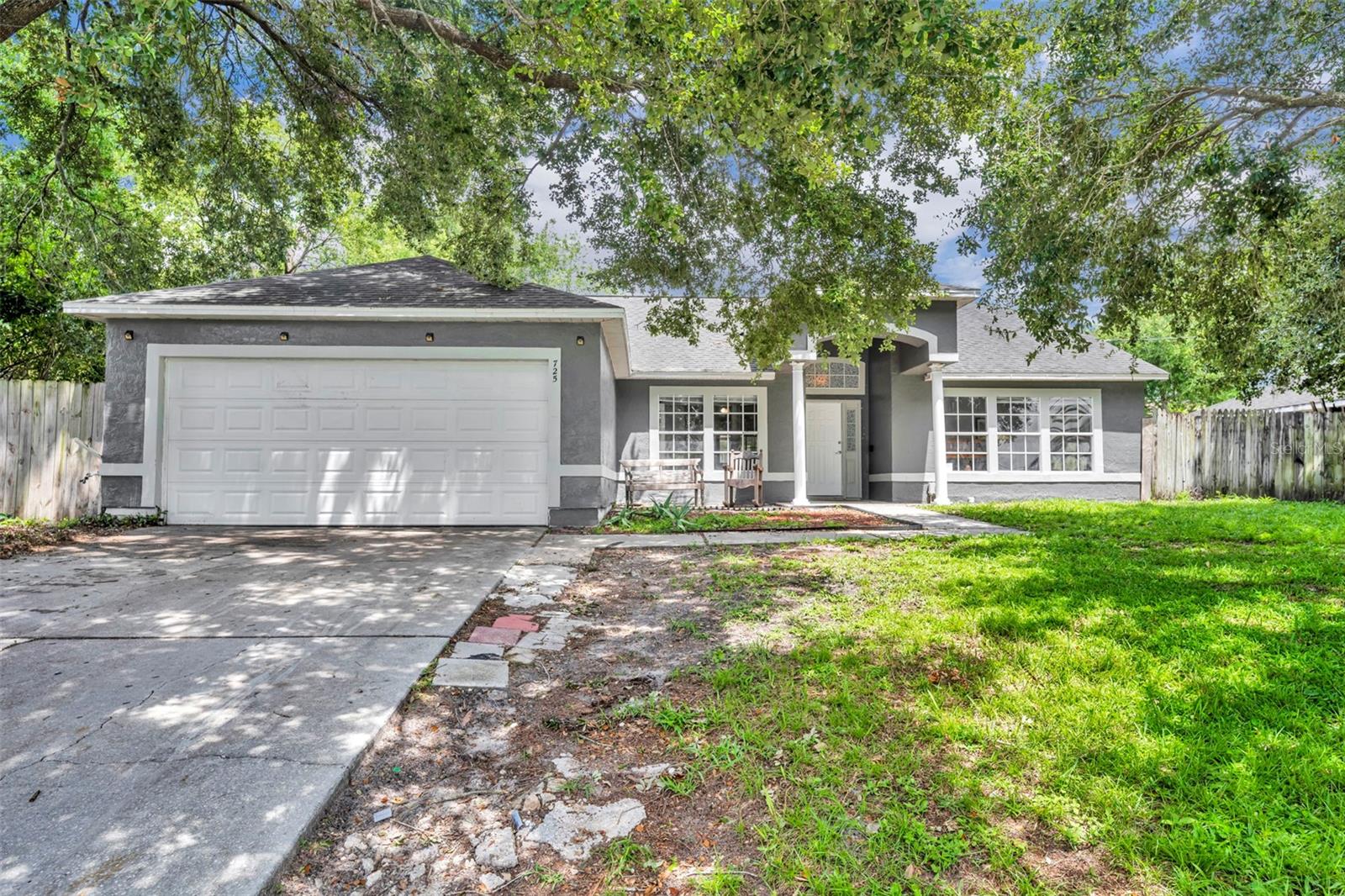 725 W 9TH STREET