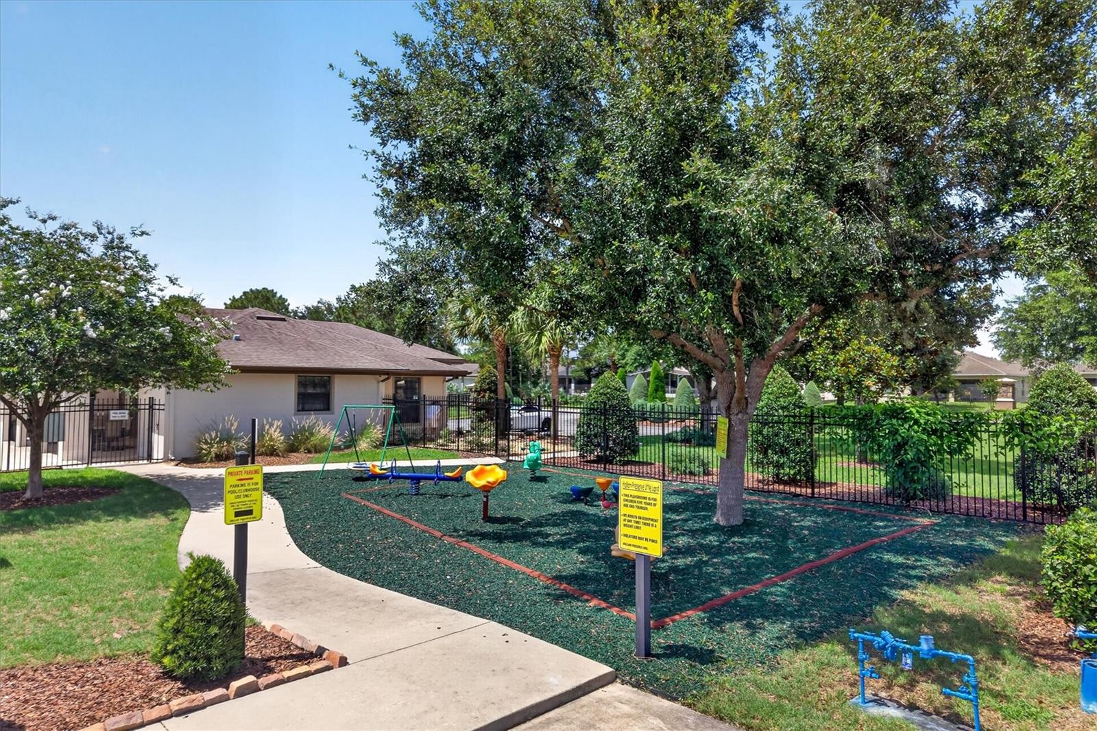HALLAM PRESERVE EAST - Residential