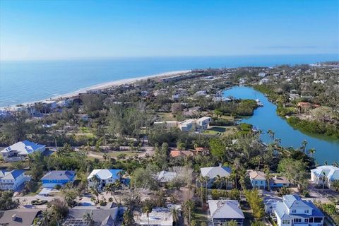 A home in LONGBOAT KEY