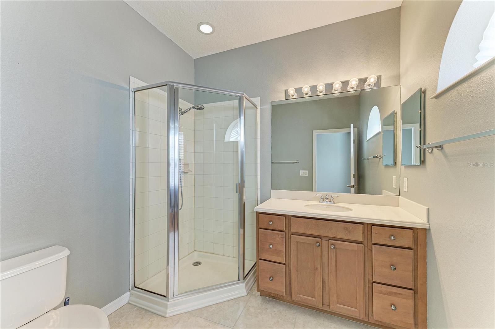 PALMA SOLA TRACE - Residential