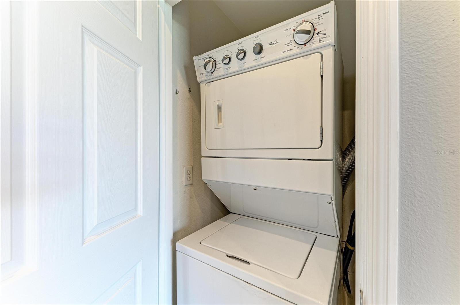 PALMA SOLA TRACE - Residential