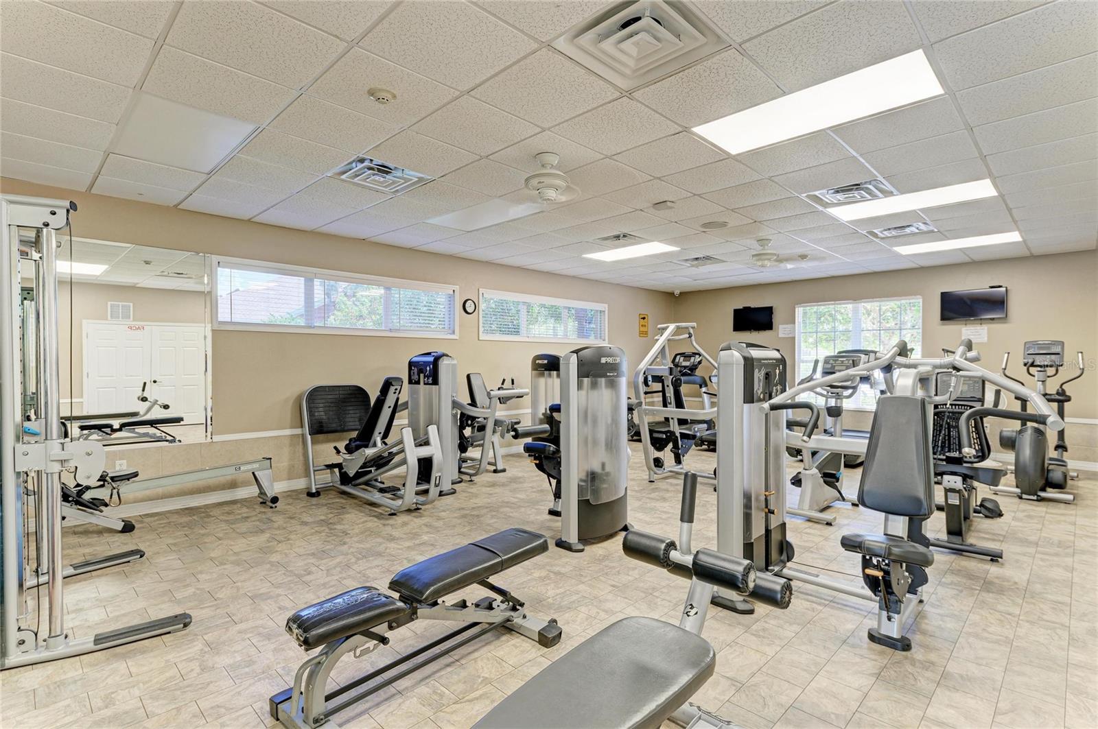 PALMA SOLA TRACE - Residential