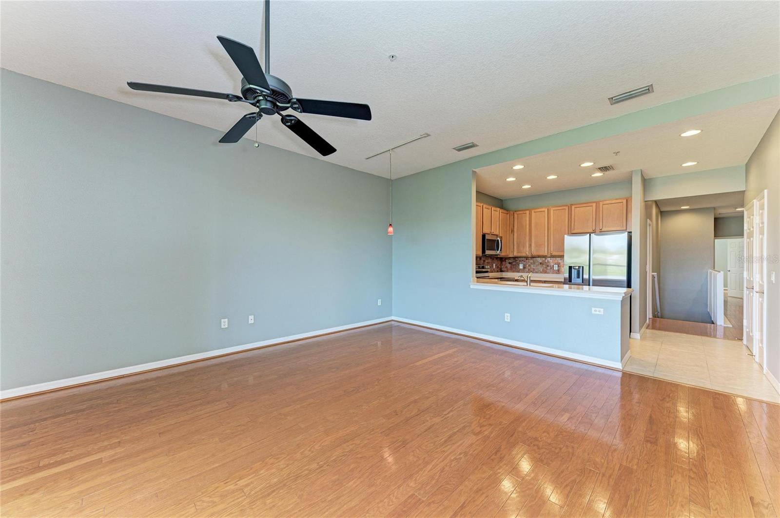 PALMA SOLA TRACE - Residential