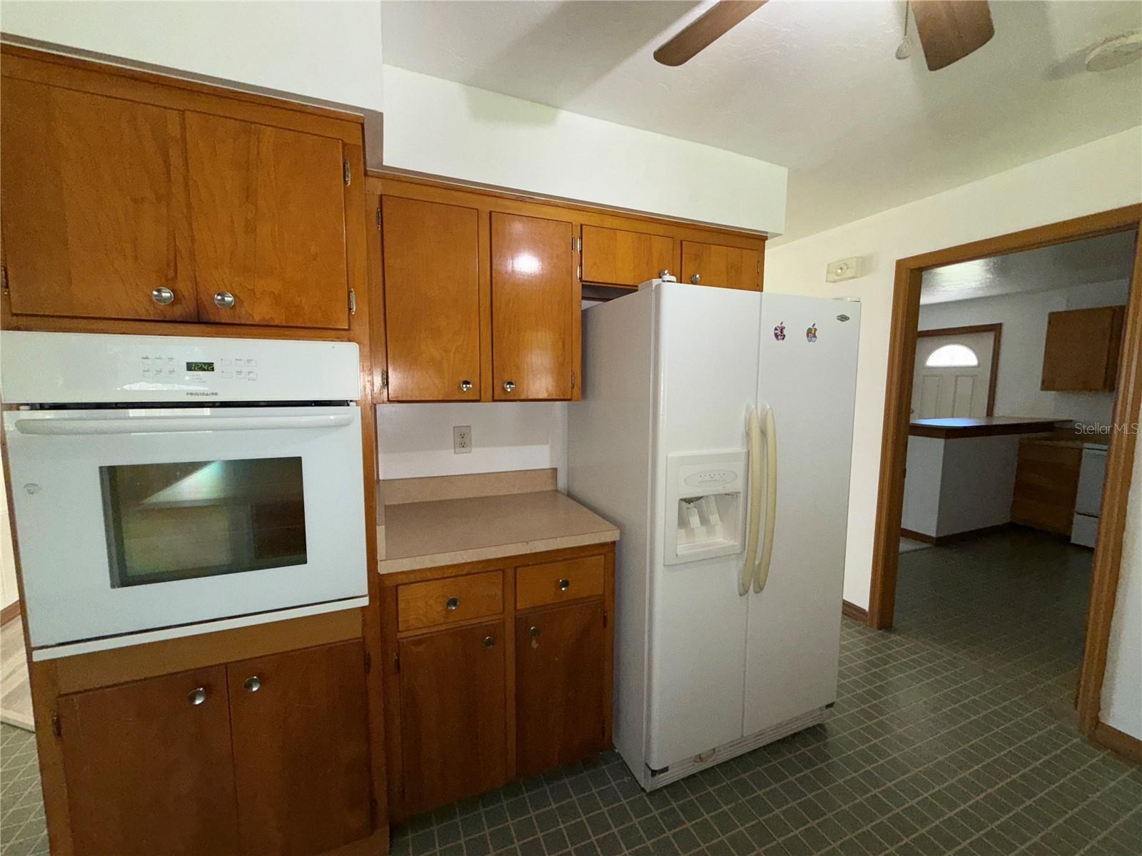 BONITA MANOR - Residential Lease