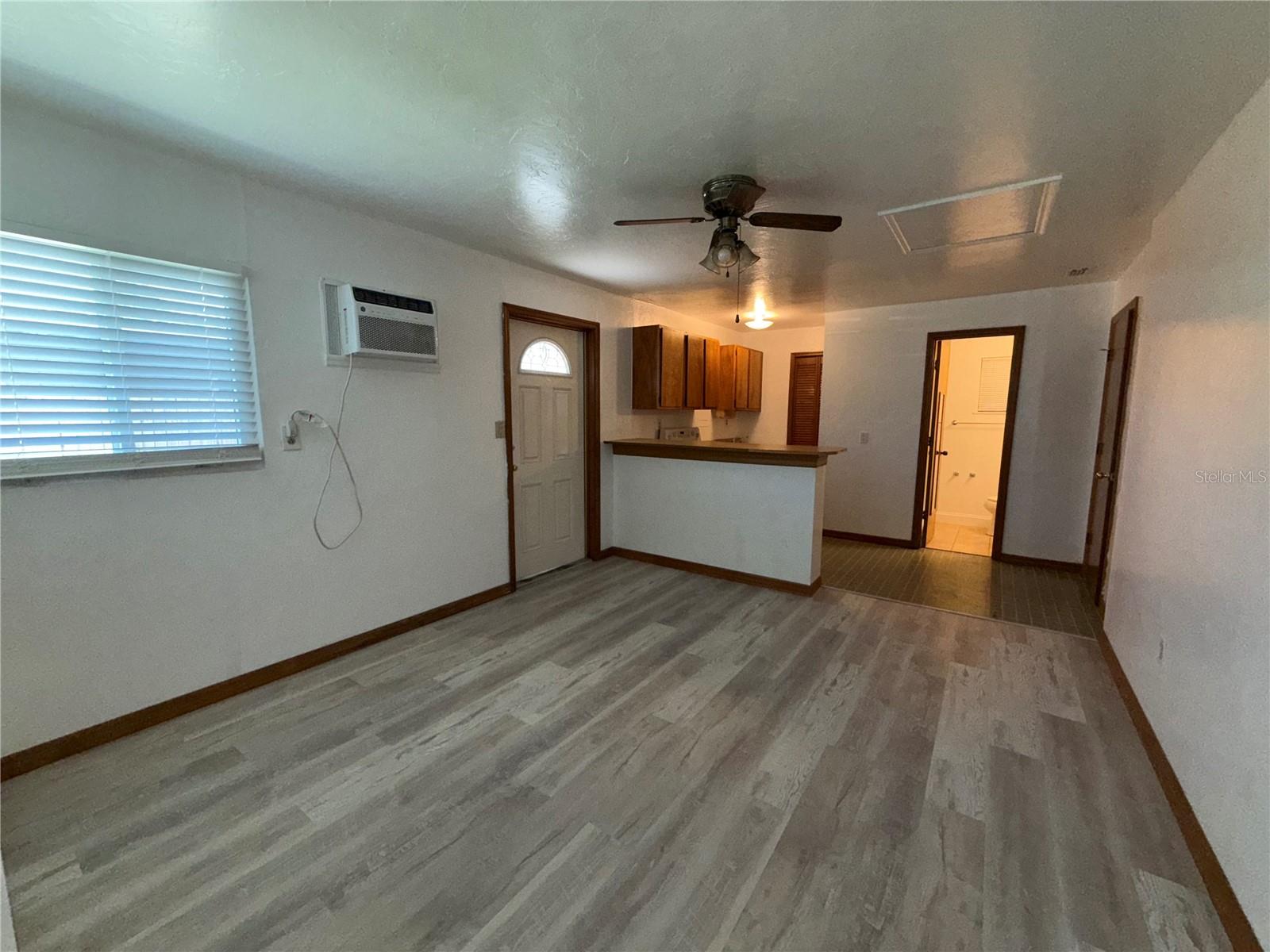 BONITA MANOR - Residential Lease