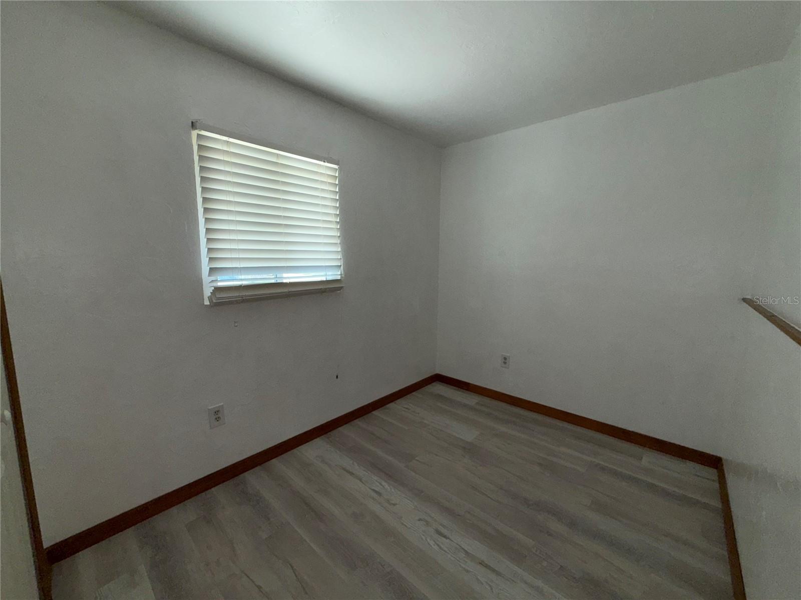 BONITA MANOR - Residential Lease