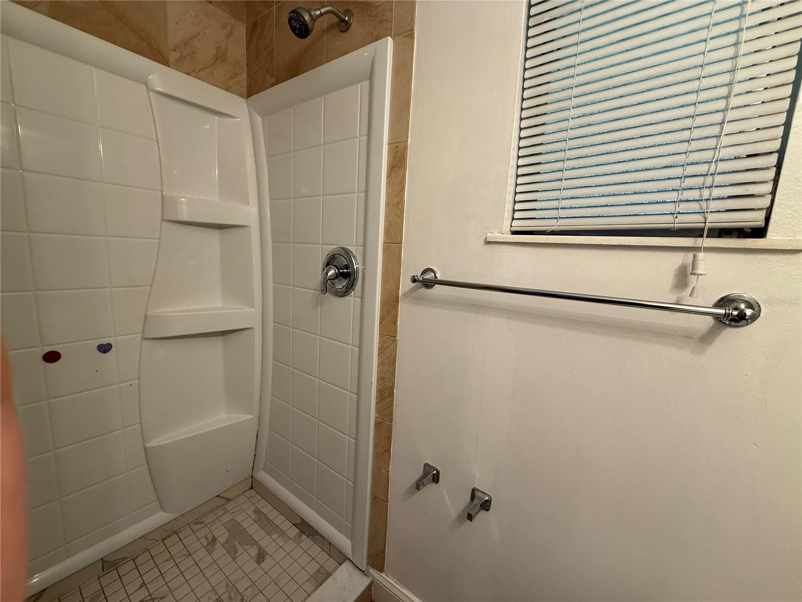 BONITA MANOR - Residential Lease