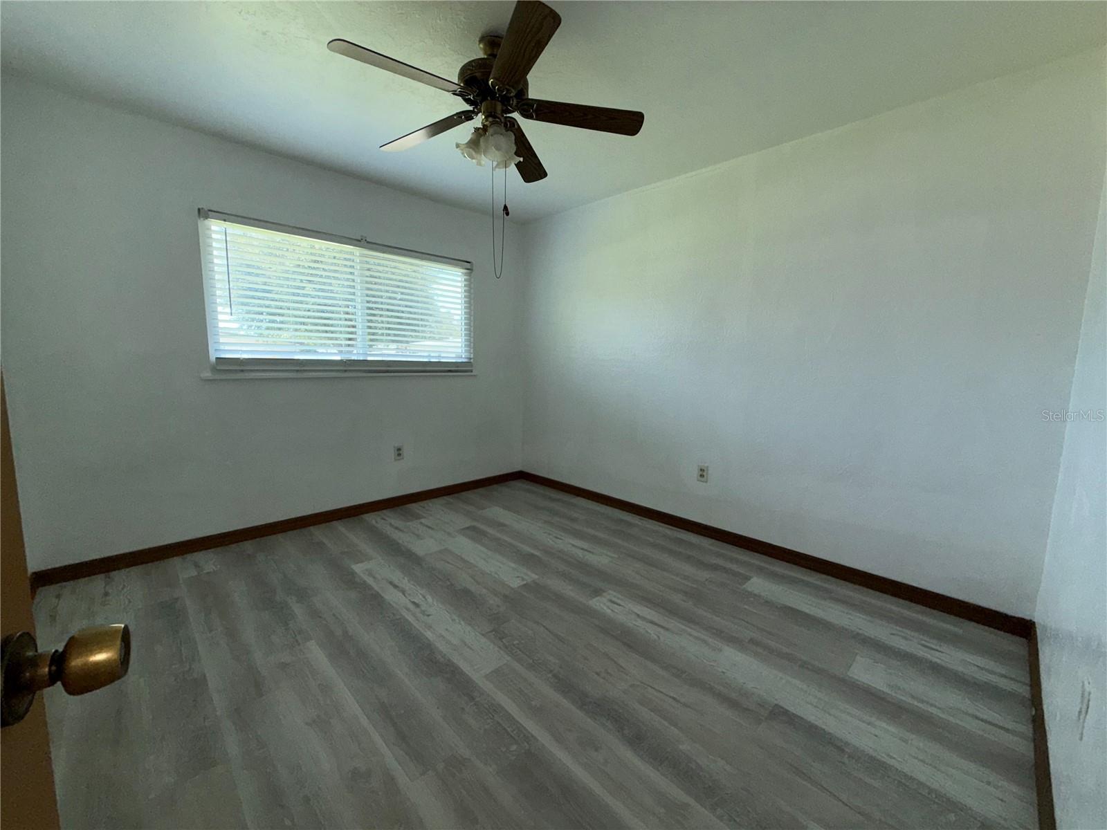 BONITA MANOR - Residential Lease