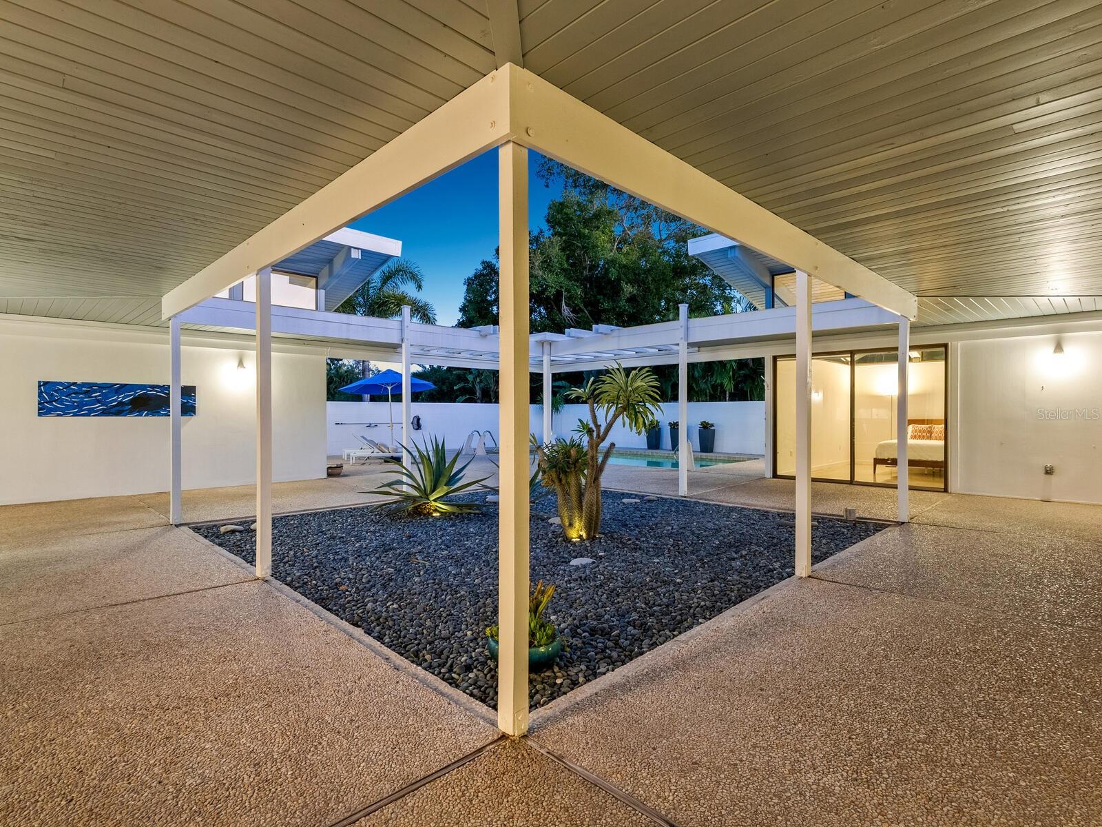 WHITFIELD COUNTRY CLUB ESTATES 1 - Residential