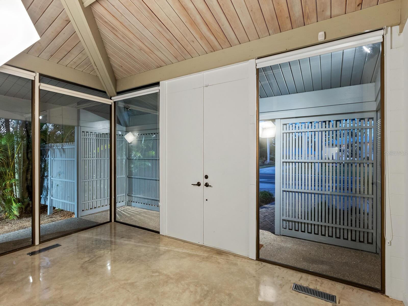 WHITFIELD COUNTRY CLUB ESTATES 1 - Residential