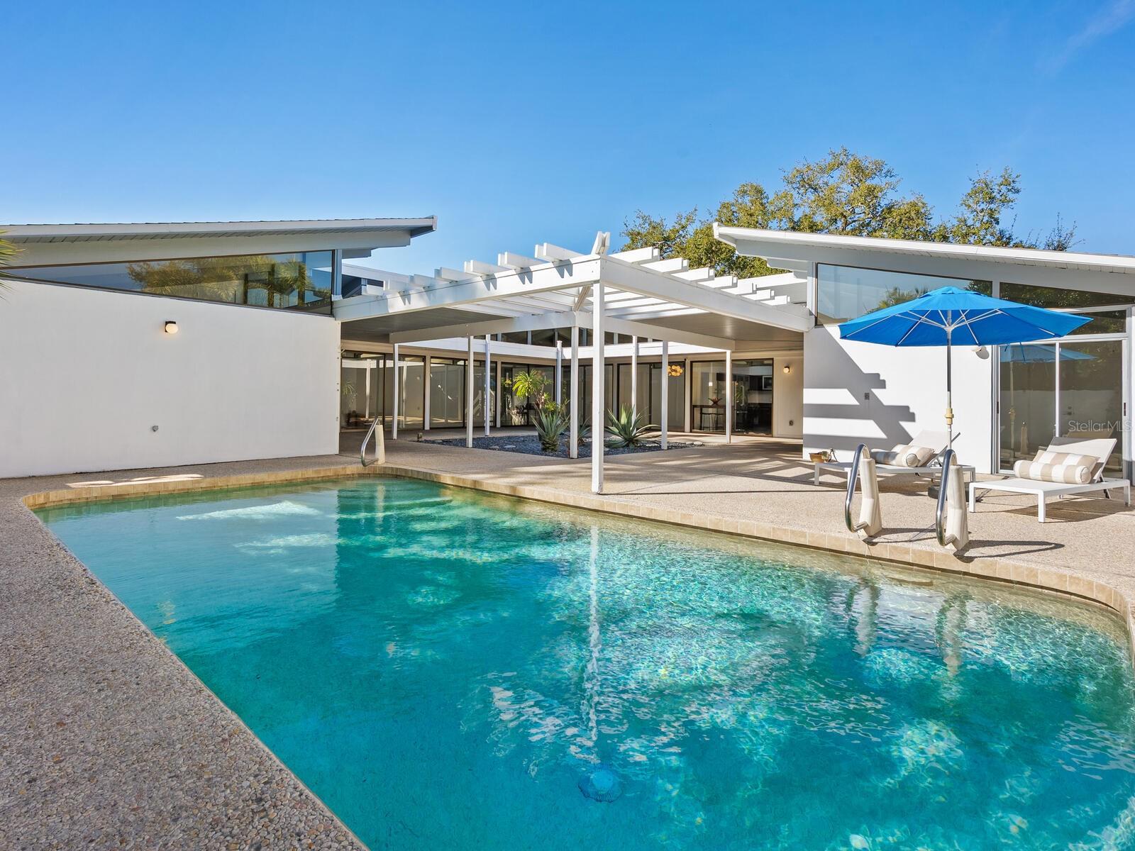 WHITFIELD COUNTRY CLUB ESTATES 1 - Residential