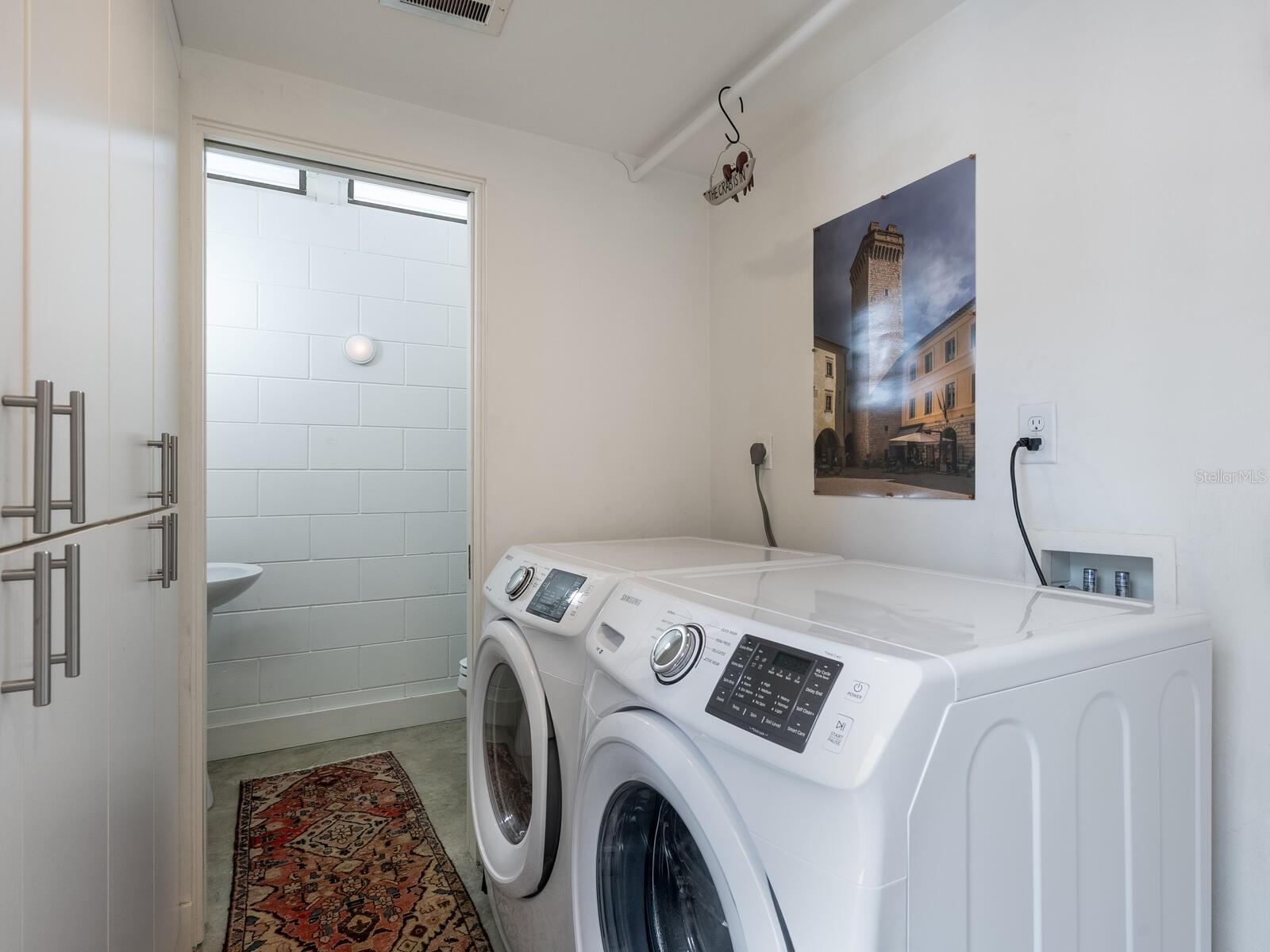 WHITFIELD COUNTRY CLUB ESTATES 1 - Residential