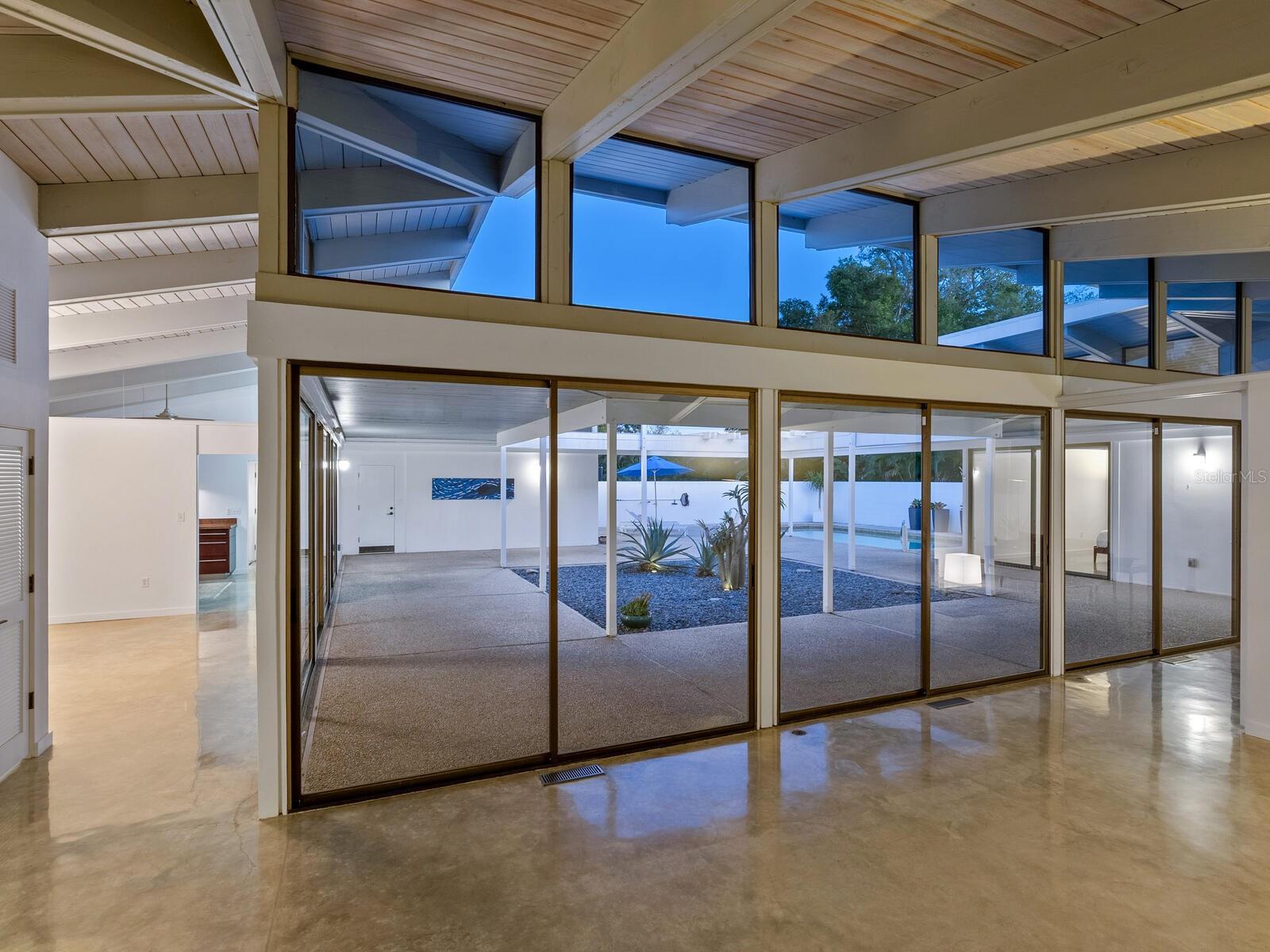 WHITFIELD COUNTRY CLUB ESTATES 1 - Residential