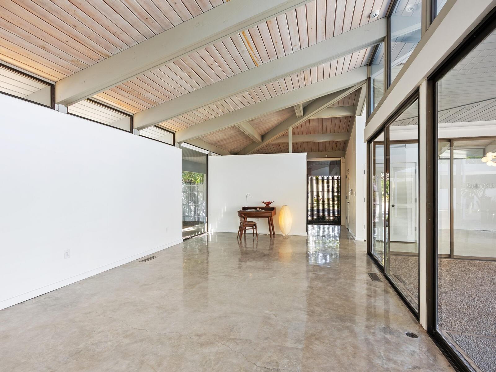 WHITFIELD COUNTRY CLUB ESTATES 1 - Residential