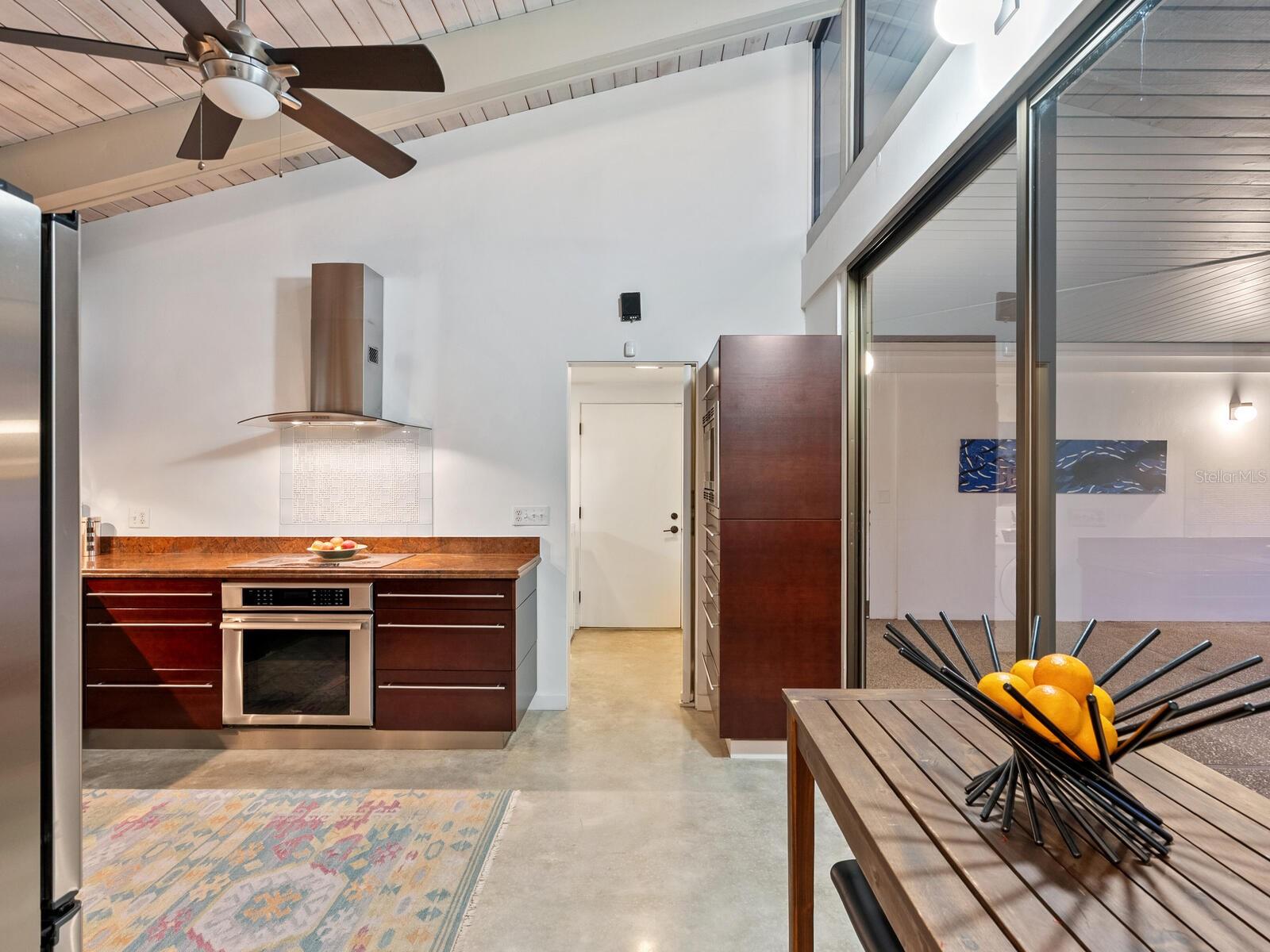 WHITFIELD COUNTRY CLUB ESTATES 1 - Residential