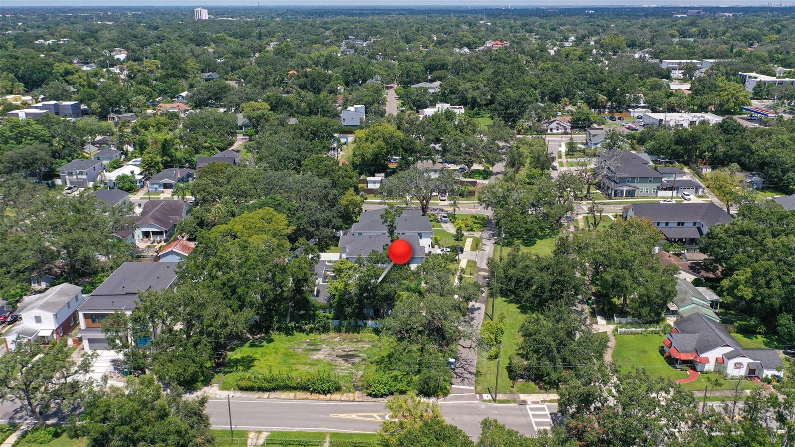 2404 N GLENWOOD DRIVE